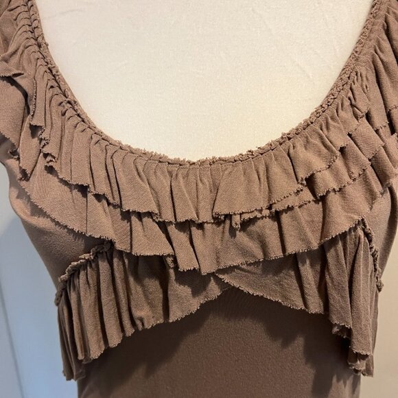 New York & Company beige tank top with ruffles, Size Medium - Picture 2 of 4